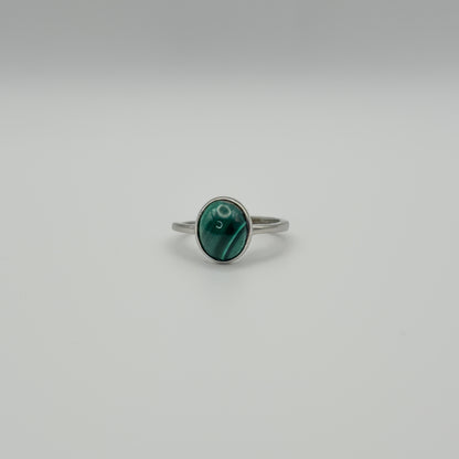 ANELLO CON MALACHITE OVALE IN ARGENTO 925 RODIATO - REGOLABILE