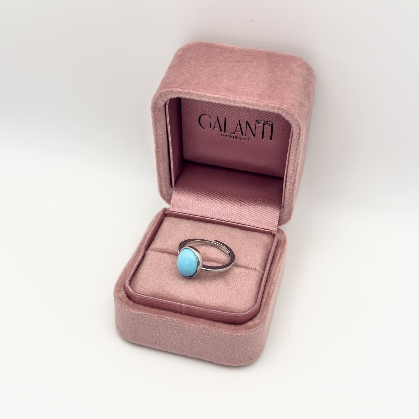 ANELLO CON CABOCHON TURCHESE OVALE IN ARGENTO 925 RODIATO - REGOLABILE