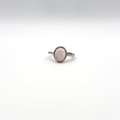 ANELLO CON QUARZO ROSA OVALE IN ARGENTO 925 RODIATO - REGOLABILE